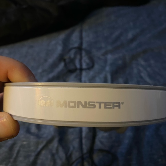 Monster DNA Headphones - Picture 3 of 3